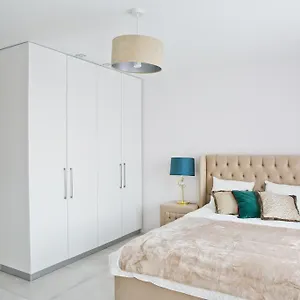 https://elegant-city-center-apartment-7a.krakowhotelspoland.com